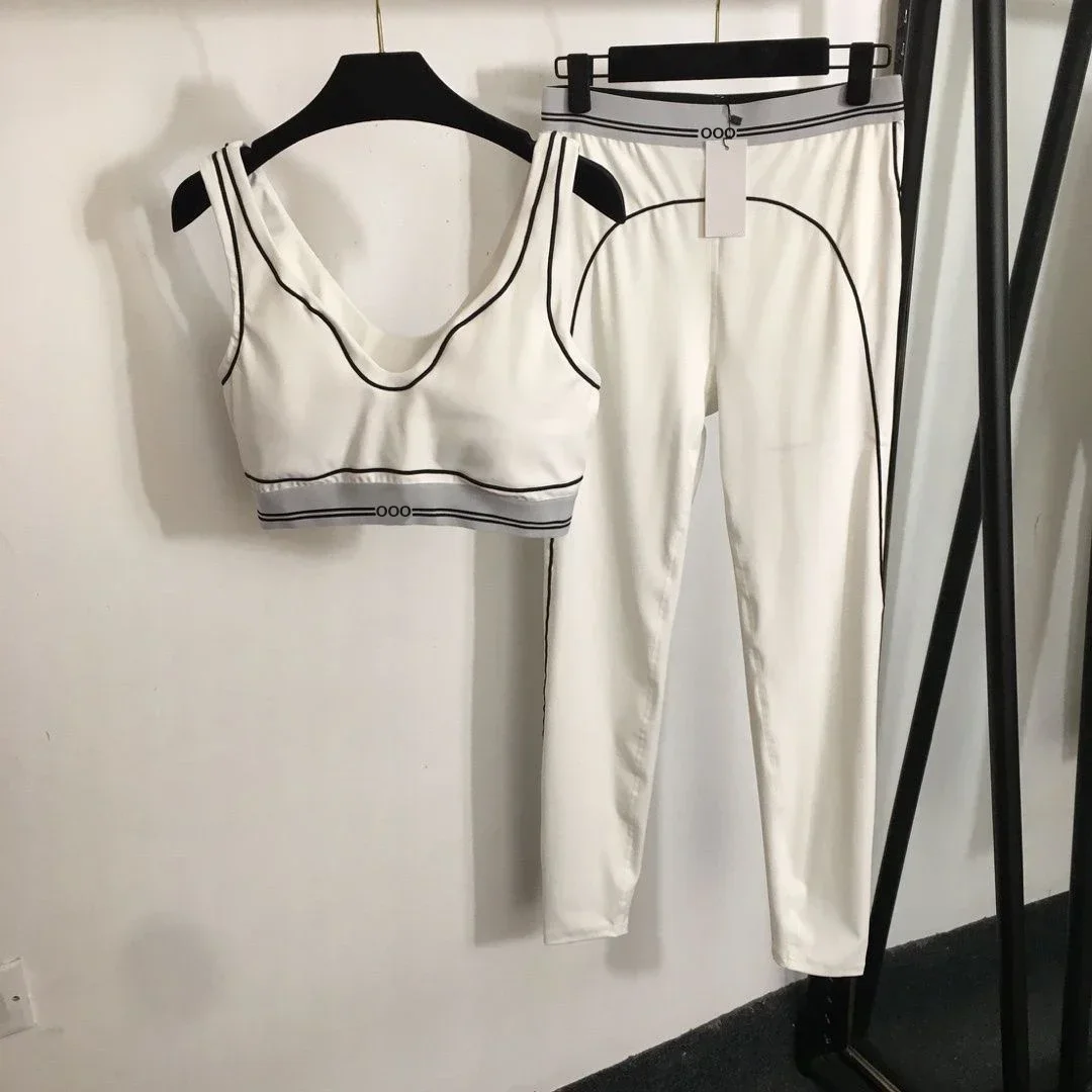 Tanktop und Hose Zweiteiliges  – Pilates Yoga Workout Bewertung und Preis